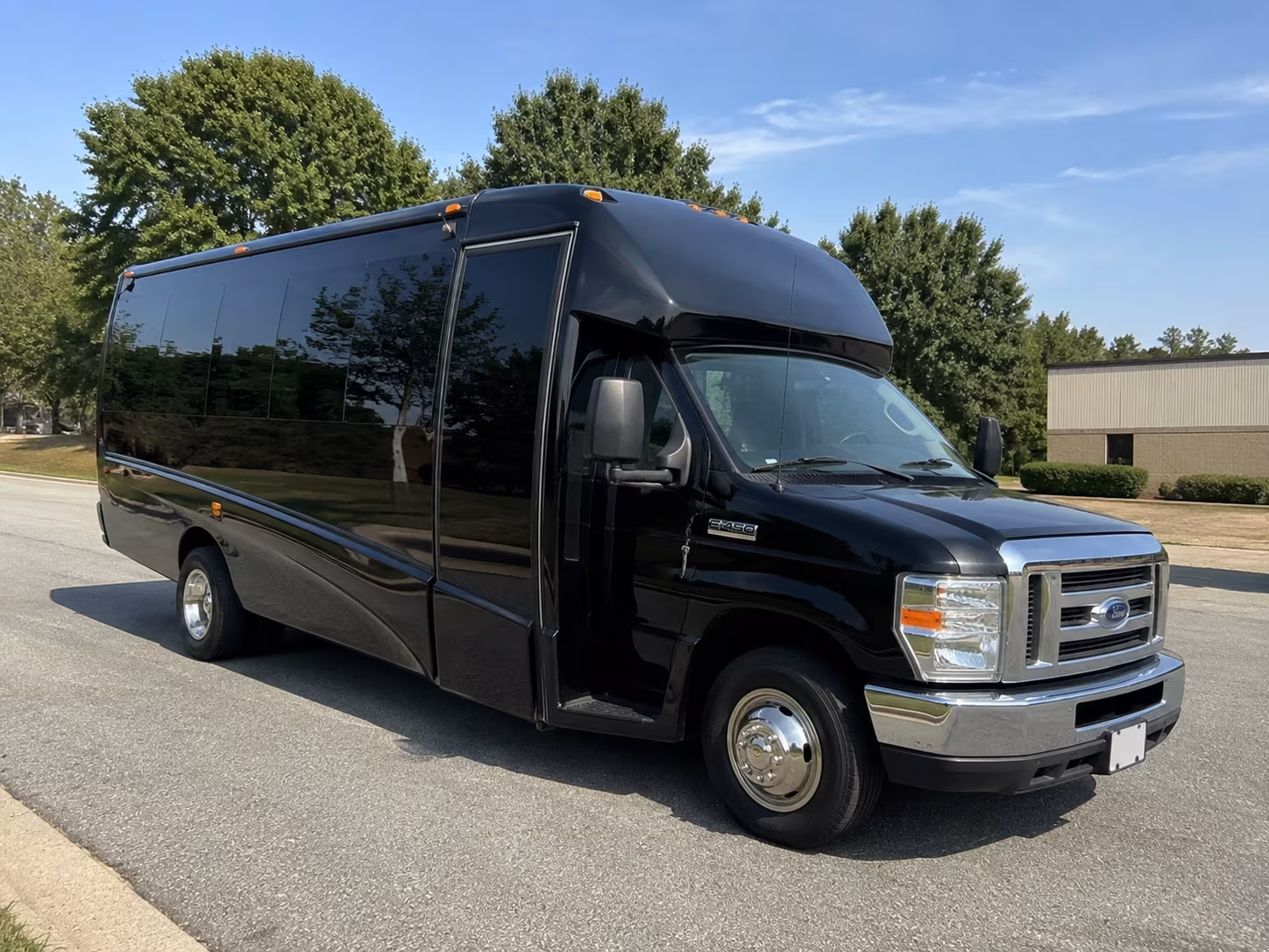 compare minibuses charter buses and sprinter vans for any eastvale corporate need