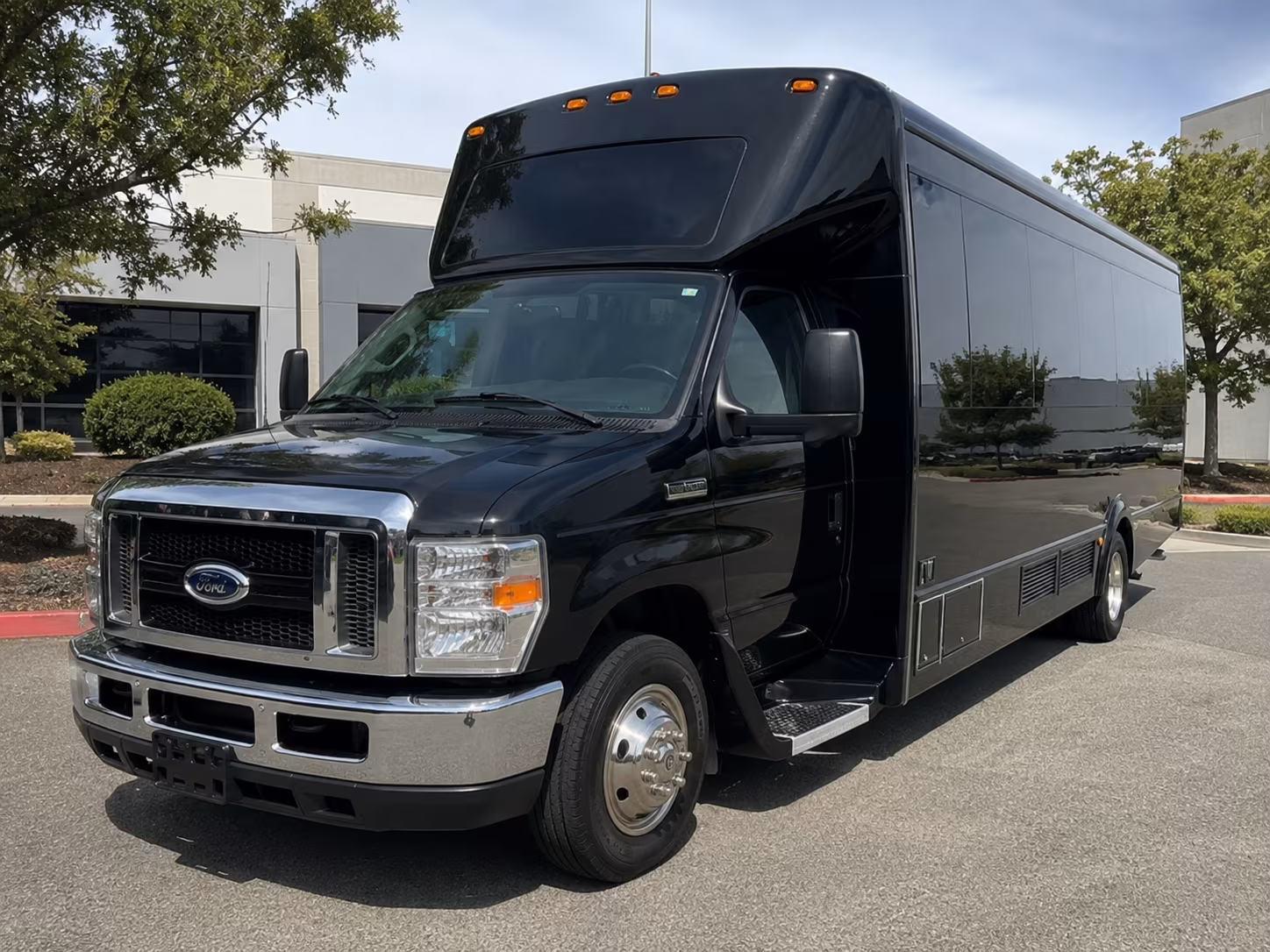 eastvale prom party bus rental