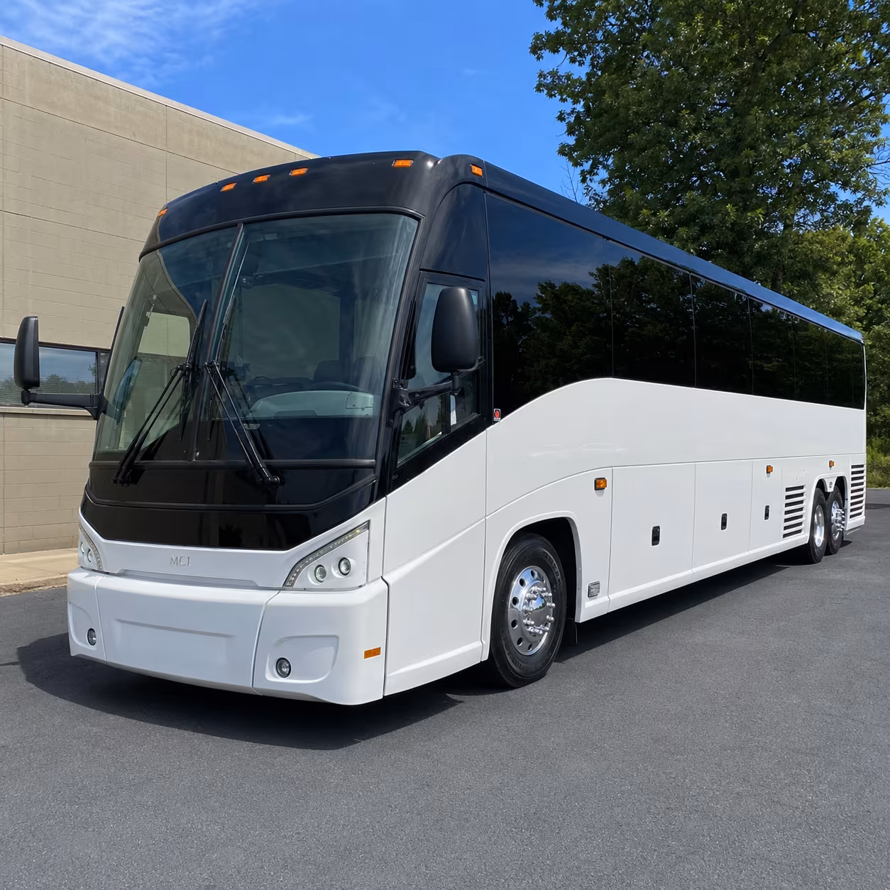 lake elsinore employee commuter shuttles for lake elsinore businesses