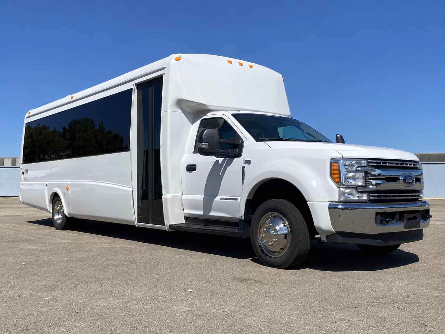 ontario charter bus rentals for sports tournaments