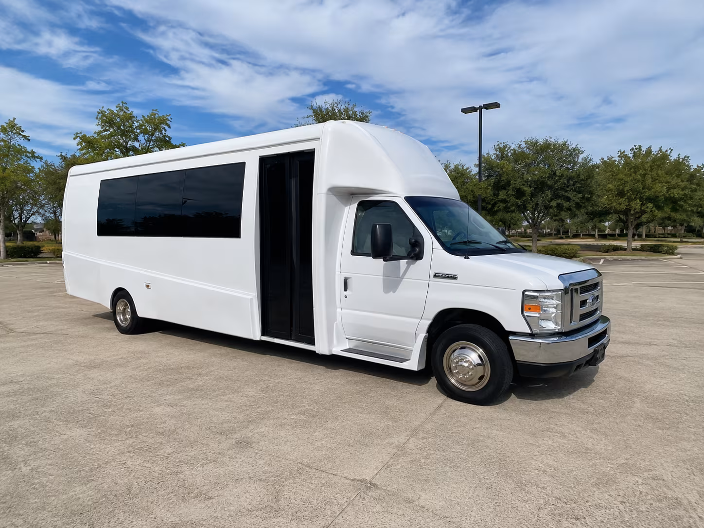 quinceanera sweet 16 party buses in eastvale find yours here
