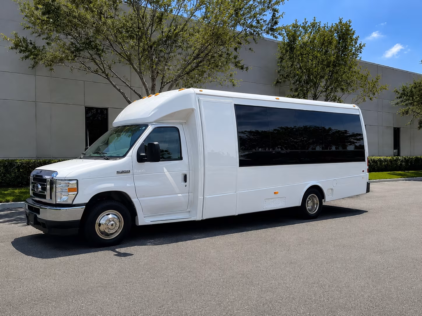 ready to compare sporting event buses in eastvale get your quote in seconds