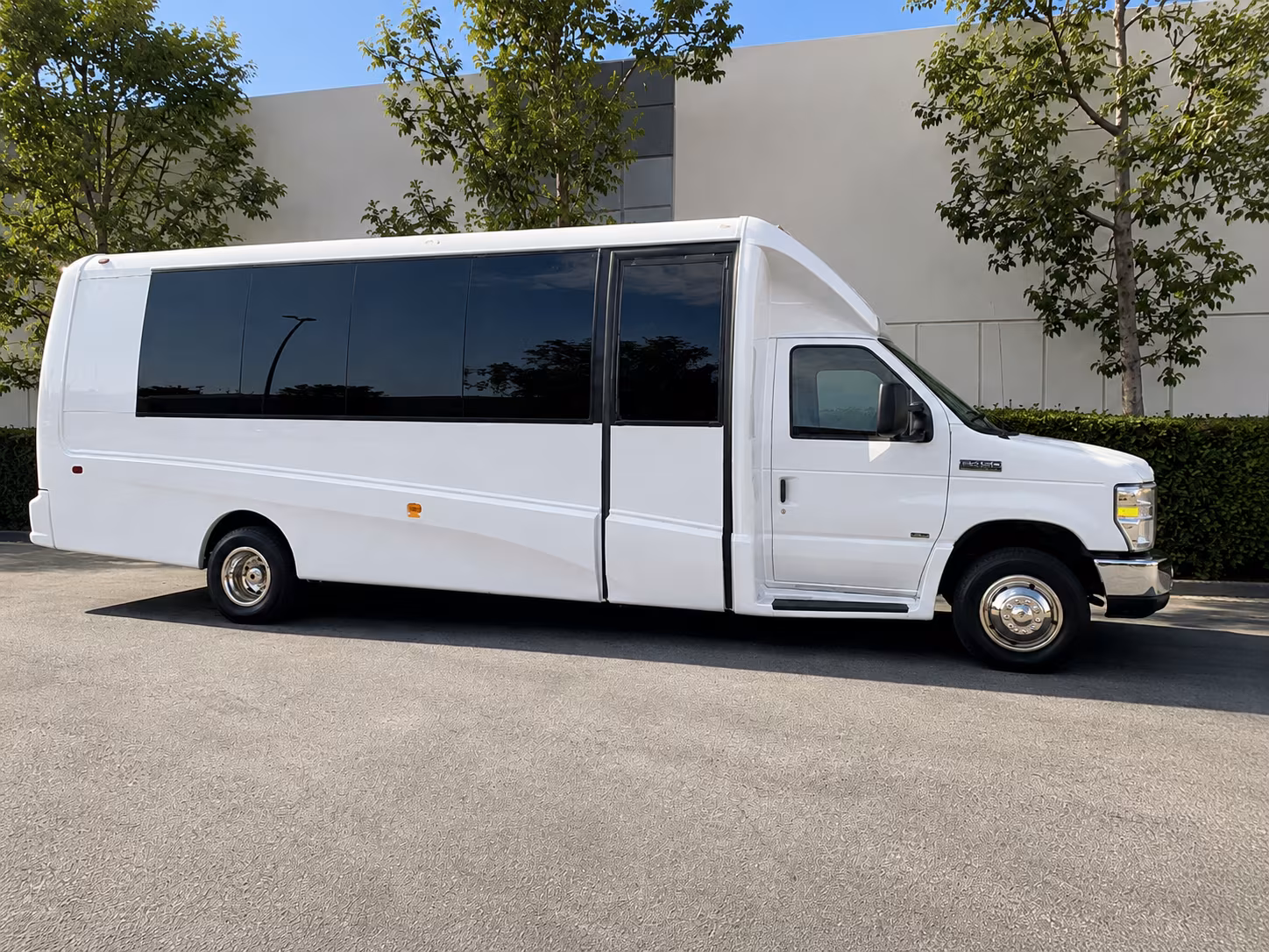 shuttle your guests from corona area hotel blocks to your venue without the headache