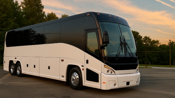lake elsinore wine tour and pub crawl bus rentals